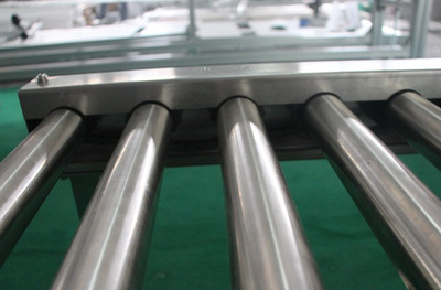 不銹鋼滾筒輸送機2